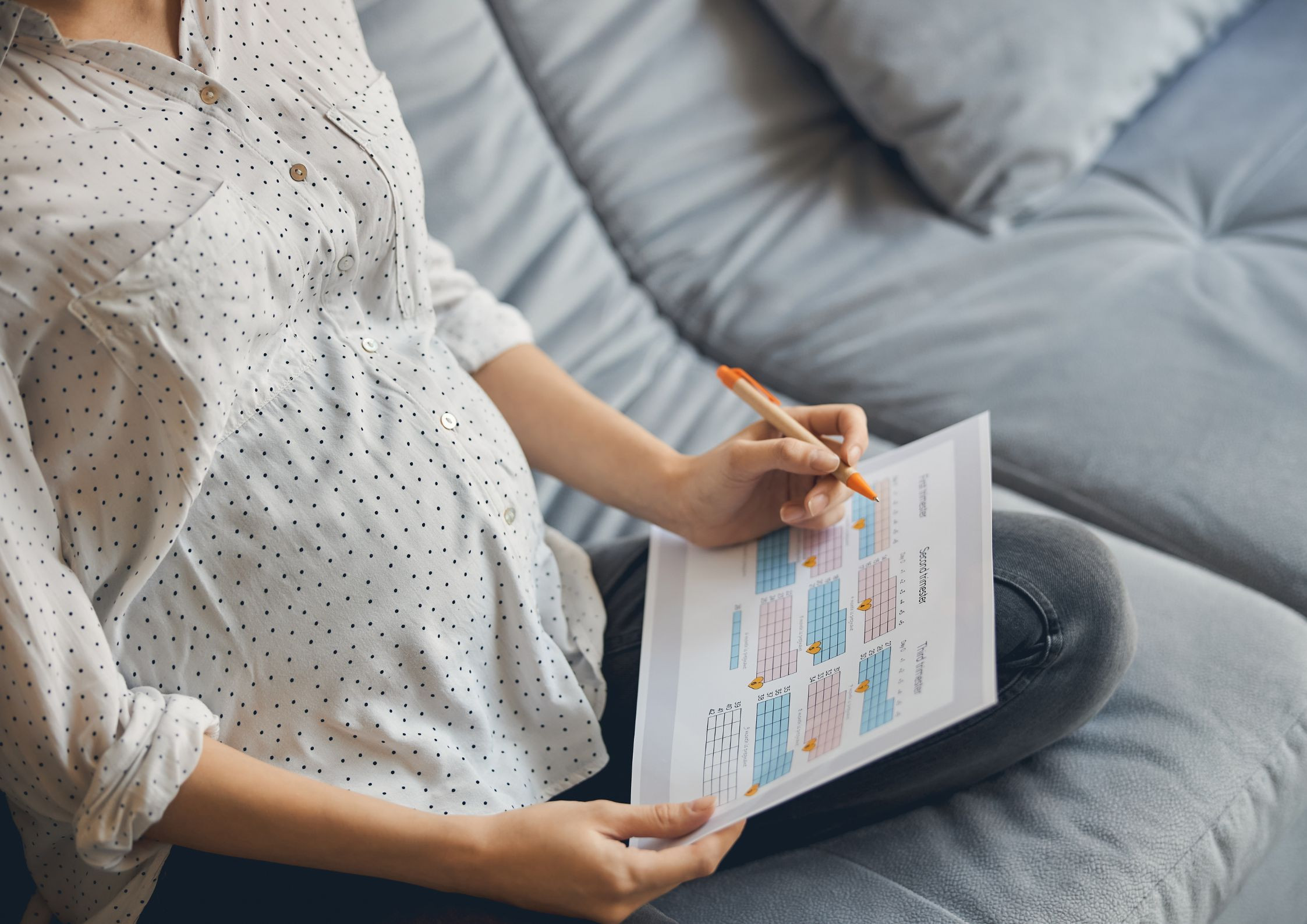 Kalkulator dni płodnych - jak obliczyć najlepszy czas na zajście w ciążę i jak wpływa na poród